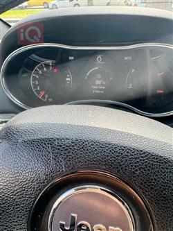 جیپ گراند شیرۆکی